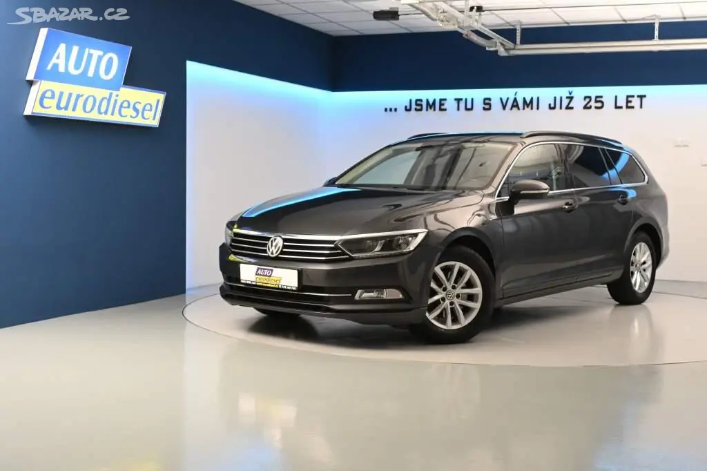 Volkswagen Passat, 2.0 LED ACC TDI - fotka 2