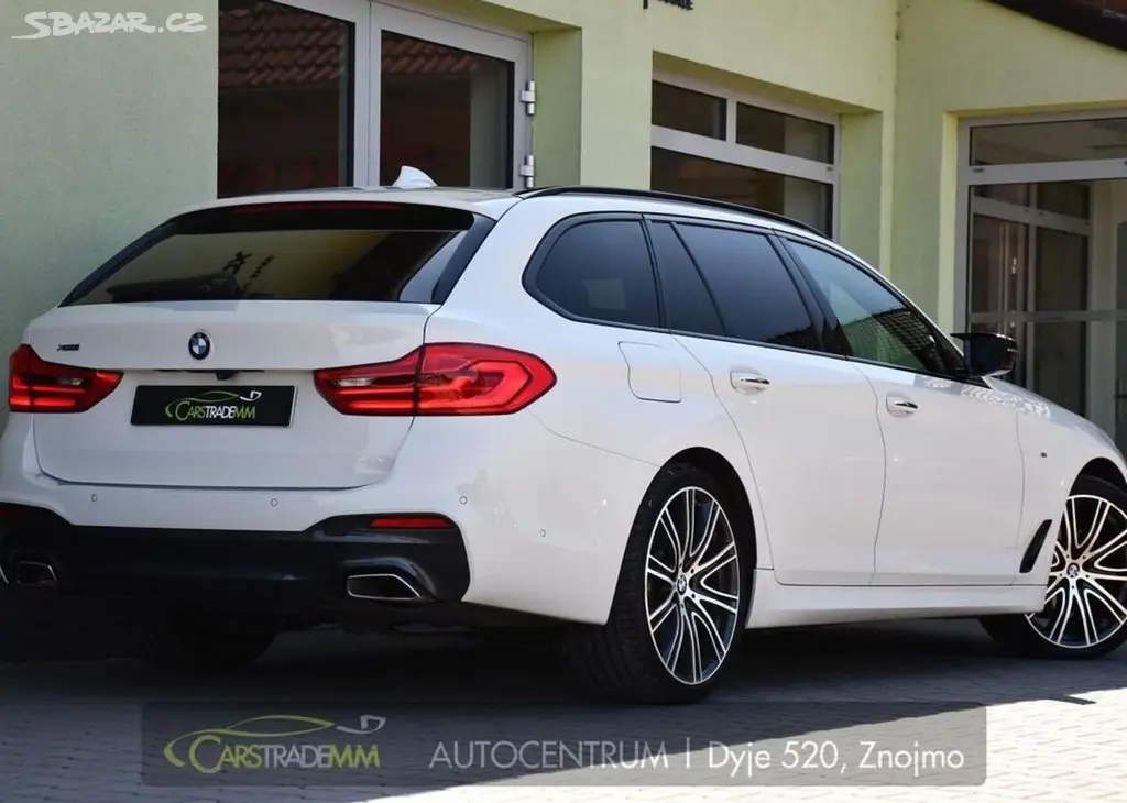 BMW Řada 5 520d xD M-SPORT HEAD-UP PANORA 140 kw - fotka 4