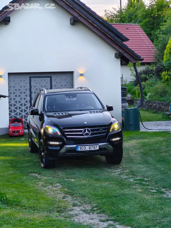 Mercedes-Benz ML 350 CDI 4MATIC W166 AMG - fotka 3