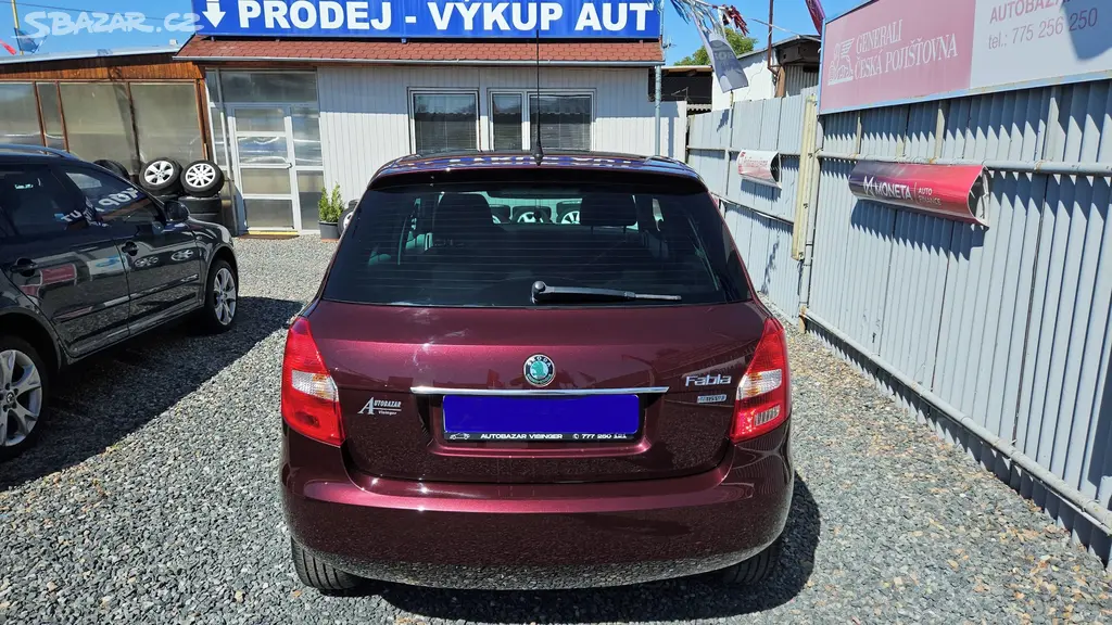 ŠKODA FABIA II 1,4 16V Ambiente - fotka 6