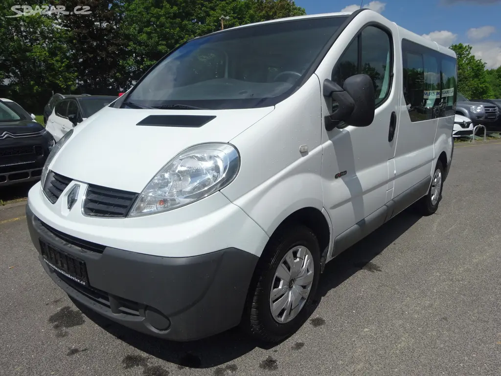 RENAULT TRAFIC 2,0 DCI, GRANCE KM, 9 MÍST