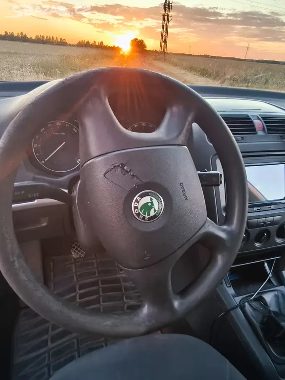 Škoda Octavia II 1.9 TDI 77kW | STK 06/2028 - fotka 6