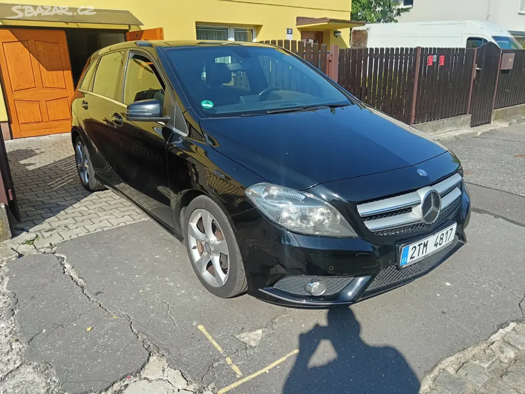 Mercedes Benz třídy B 180CDI - fotka 2