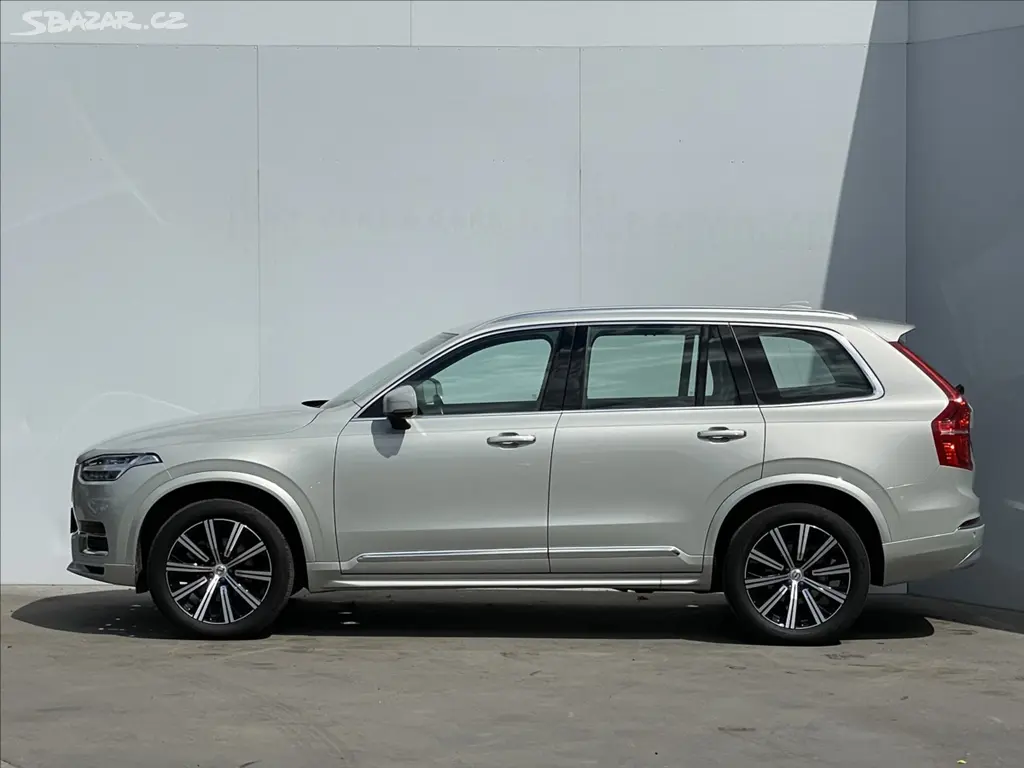 Volvo XC90, 2,0 B5 AWD Inscription - fotka 2