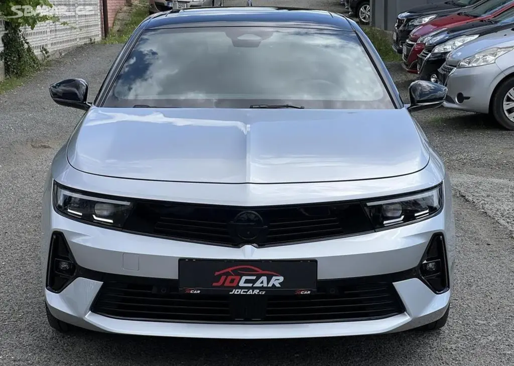 Opel Astra ST GS 1.2T 8AT ČR 1.MAJ odpDPH - fotka 2