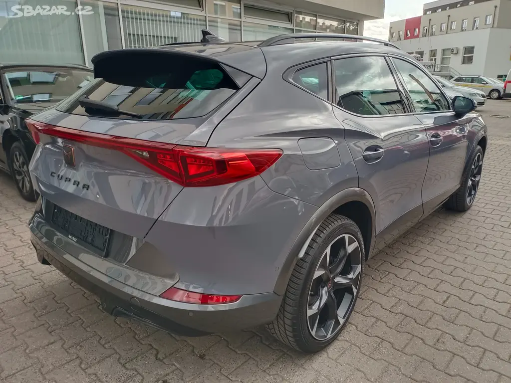 Cupra Formentor 2.0 TSI 140kW 4x4 DSG / ALU 19'' - fotka 6
