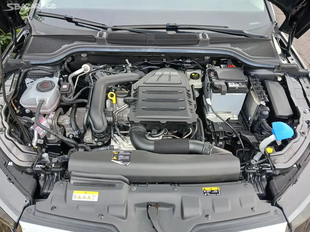Škoda Scala 1.0 TSI jen 28.000 KM - fotka 4