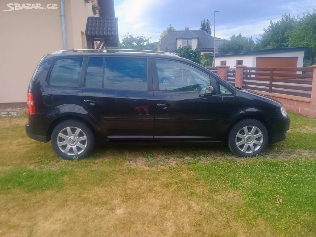 Prodám VW Touran 2,0 TDI 2006 STK ROZVODY OLEJ TAŽ
