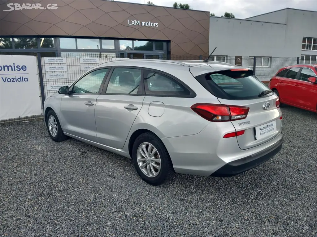 Hyundai i30, 1,0 T-GDI Best of Czech kombi - fotka 6
