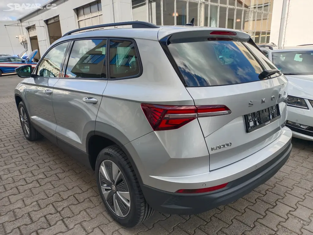 Škoda Karoq 2.0 TDI 85kW DSG Full LED ACC - fotka 4