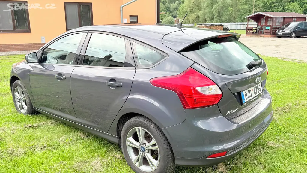 Ford Focus MK3 1.0 92kw - fotka 5