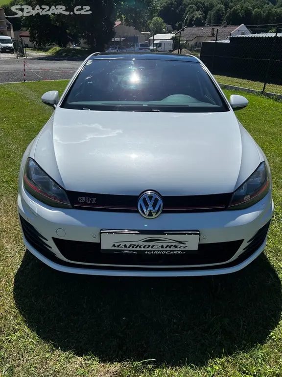 Volkswagen Golf VII 2.0 GTi 169KW DSG + ZIMNÍ KOLA - fotka 2