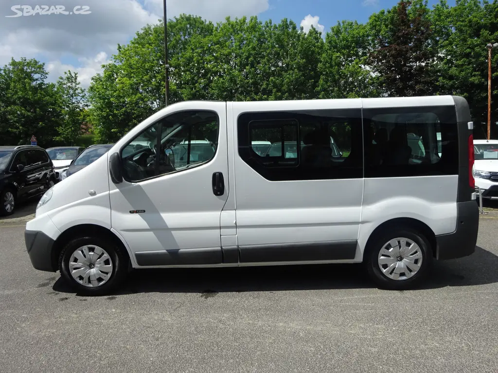RENAULT TRAFIC 2,0 DCI, GRANCE KM, 9 MÍST - fotka 4