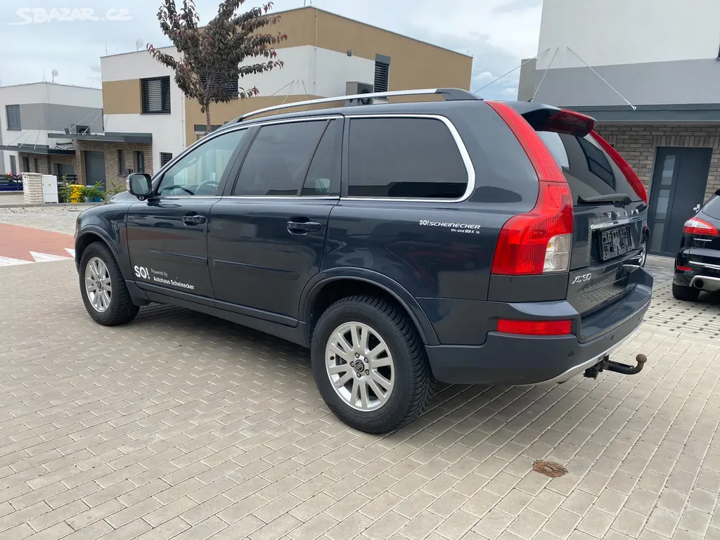 Volvo XC90 2.4D, 136 kW, 4x4, r. 2009, kůže, tažné - fotka 2
