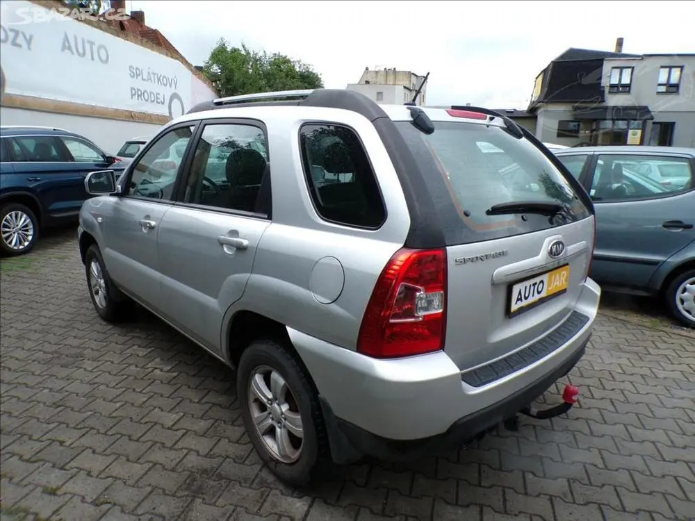Kia Sportage 2,0 CRDI - fotka 3