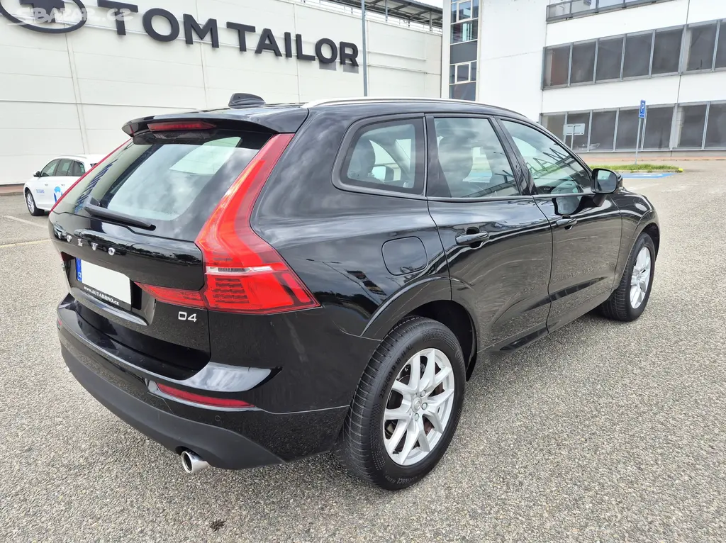 Volvo XC60, D4 140KW 1.MAJITEL MANUÁL - fotka 5