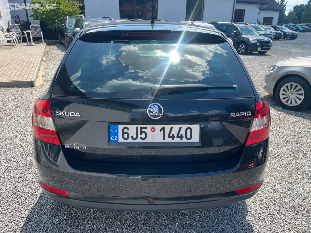 Škoda Rapid, 1.6 TDi Velmi pěkný - fotka 3