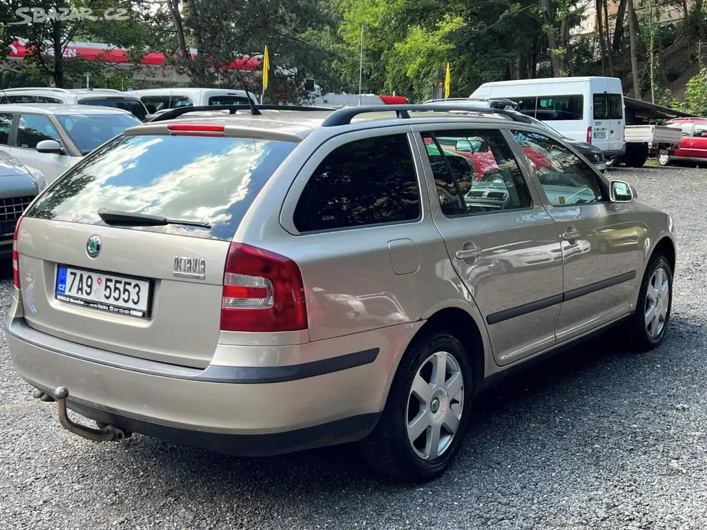 Škoda Octavia Combi 2.0TDI 103kW tažné klim ČR STK - fotka 4