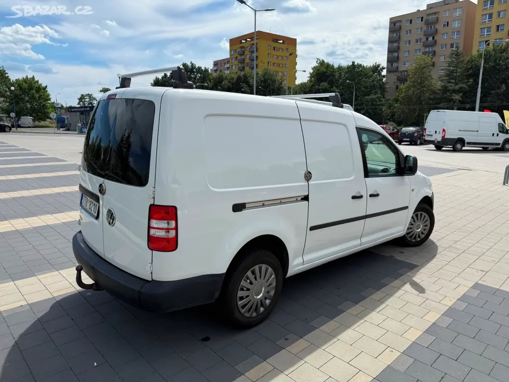 VW CADDY MAXI 1,6 TDi 75kW Nové STK - Tažné - DPH - fotka 5