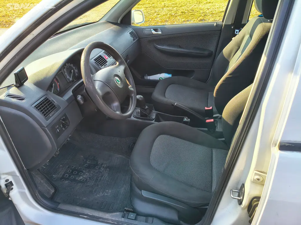 Škoda Fabia combi 1,4 16v, 55 kW - fotka 4