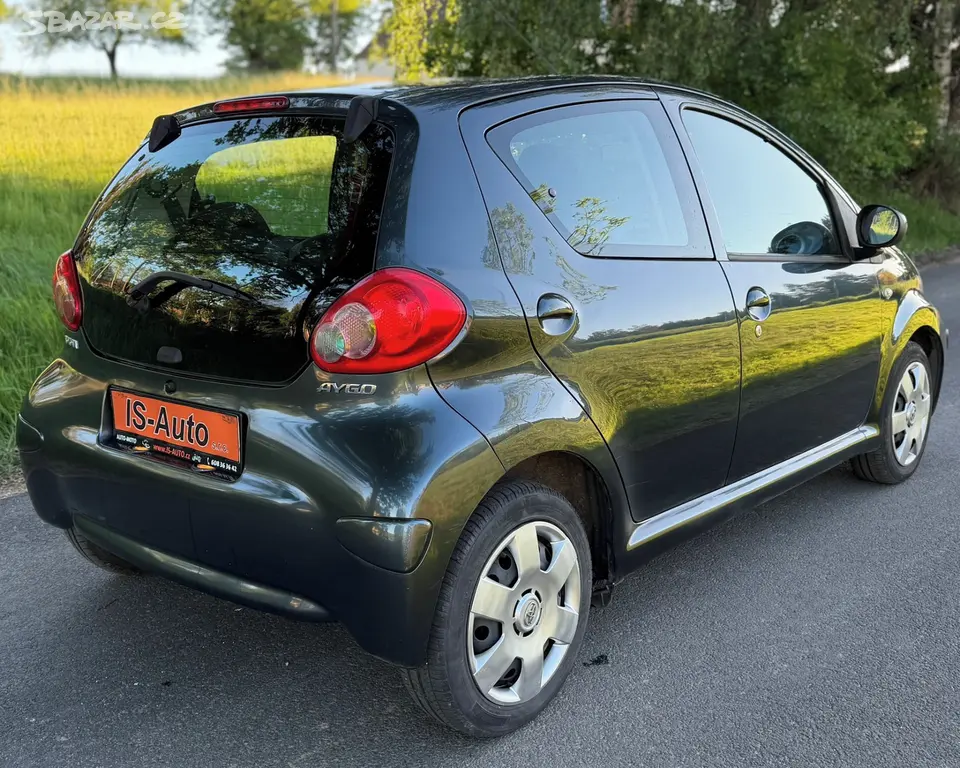 Toyota Aygo 1.0 50KW, Klimatizace - fotka 6