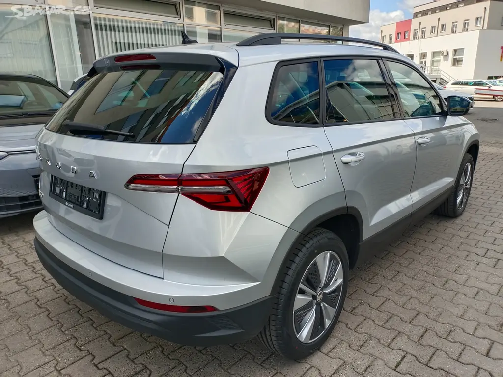 Škoda Karoq 2.0 TDI 85kW DSG Full LED ACC - fotka 6