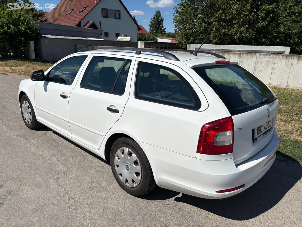 Škoda Octavia, 2.0TDi - 81kW Koupeno v ČR - fotka 4