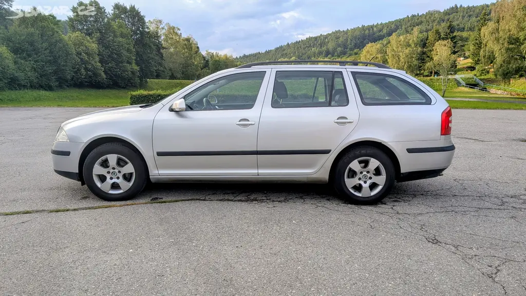 Škoda Octavia, Combi II 2.0 TDI DSG - fotka 3