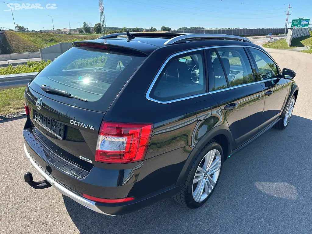 ŠKODA OCTAVIA 3 COMBI 1.8TSI 132KW 4X4 DSG SCOUT - fotka 4