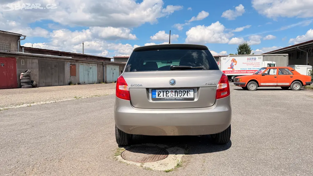 Škoda Fabia II 1.2 TSI (63 kW) Benzín, 2013 - fotka 3
