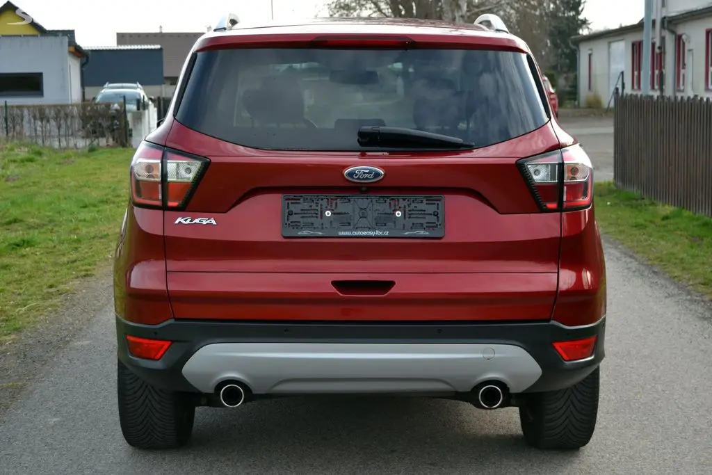 Ford Kuga 2.0 TDCI 110kW Titanium - fotka 3
