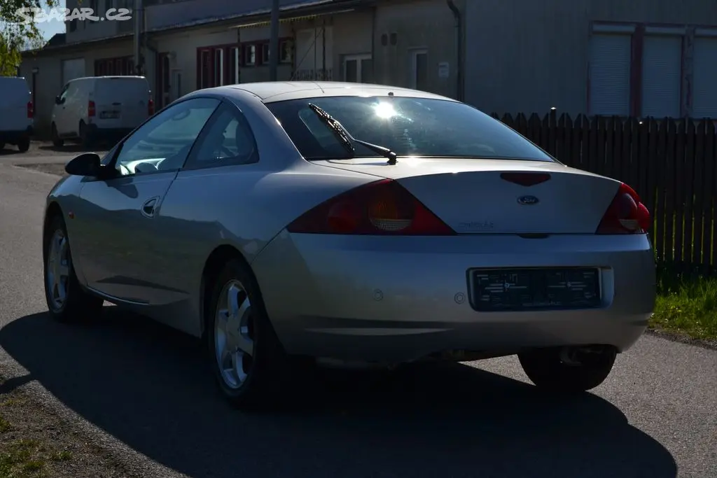 Ford Cougar 2.0i 16V 79 000km !!! UNIKÁT !!!! - fotka 2