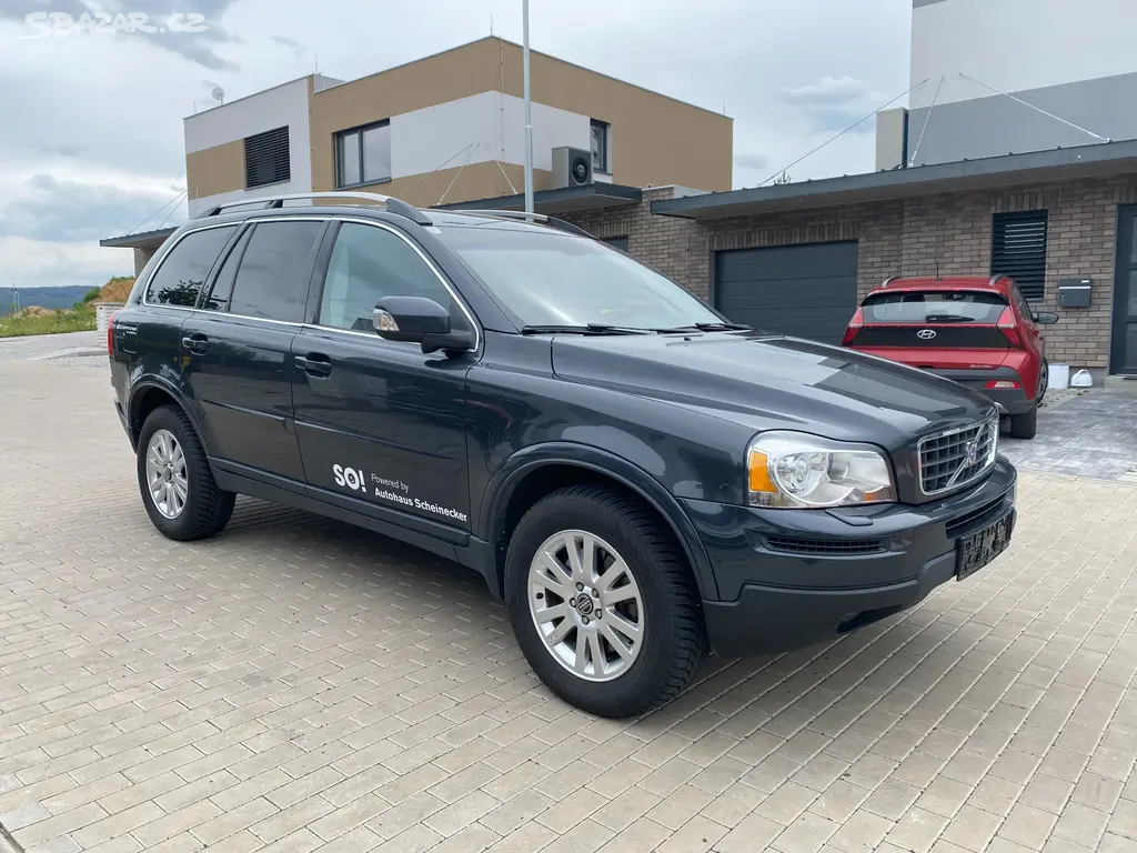 Volvo XC90 2.4D, 136 kW, 4x4, r. 2009, kůže, tažné - fotka 5