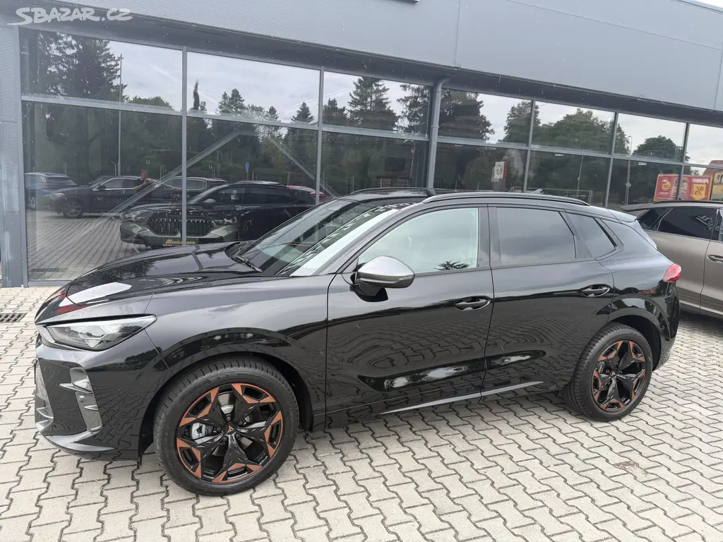 Cupra Terramar, 2.0TSI 150kW 4WD R20 NT ZÁR 5L - fotka 3