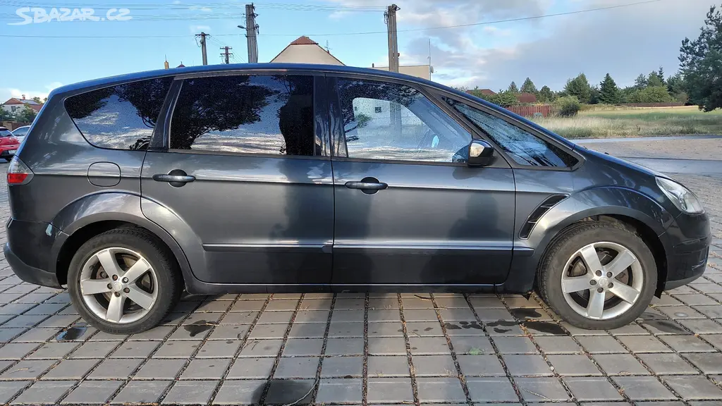 Ford S-Max 1.8 TDCi 7 míst 218 500 km - fotka 3