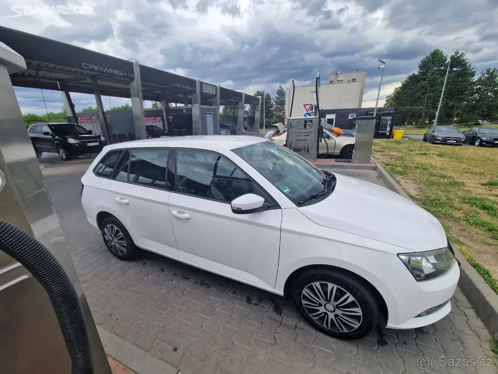 Škoda Fabia 1,0 MPI 55 kW, ČR, 2. majitel - fotka 5