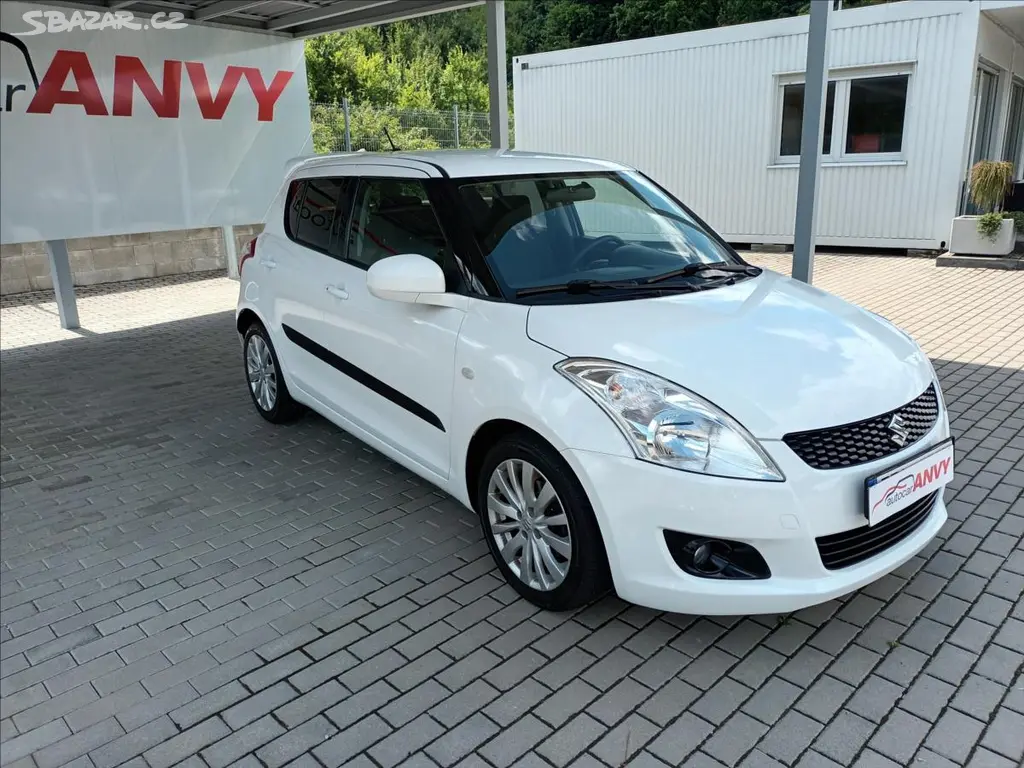 Suzuki Swift, 1,2 ČR,1MAJ,SERVISKA,AUTOMAT - fotka 3
