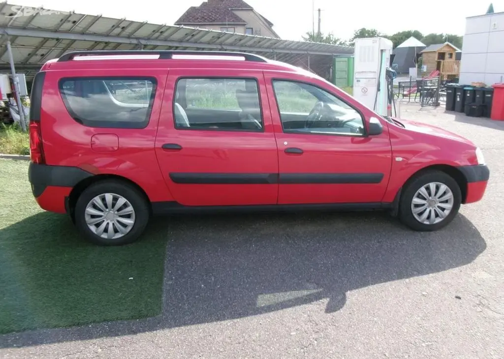 Dacia Logan 1.6i 64kw,CZ benzín - fotka 5