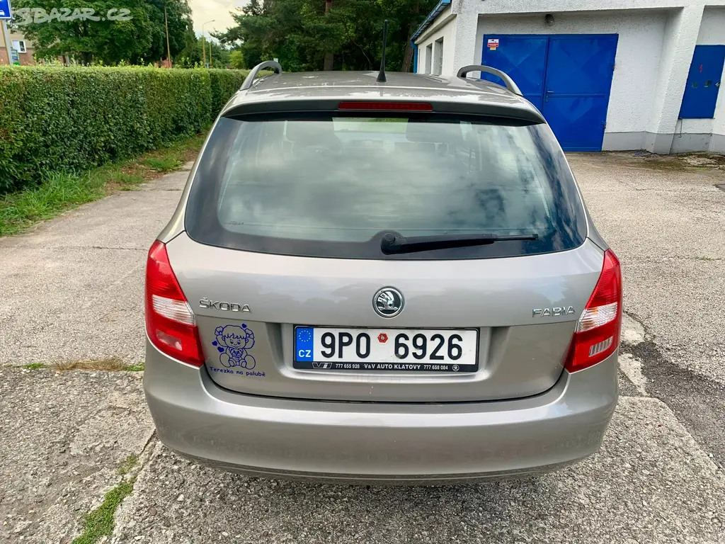 škoda fabia kombi 11/2014 1.2 tsi 83tkm - fotka 6
