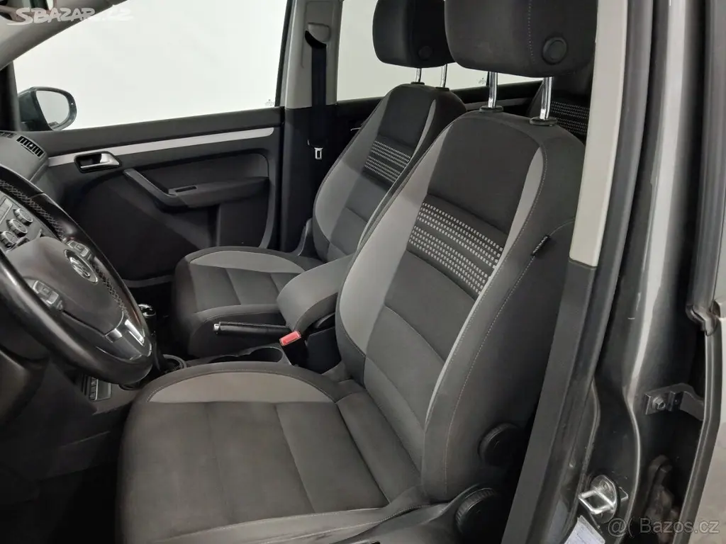 Volkswagen Touran, 1.2Tsi 77KW LIFE SUPER VÝBAVA - fotka 3