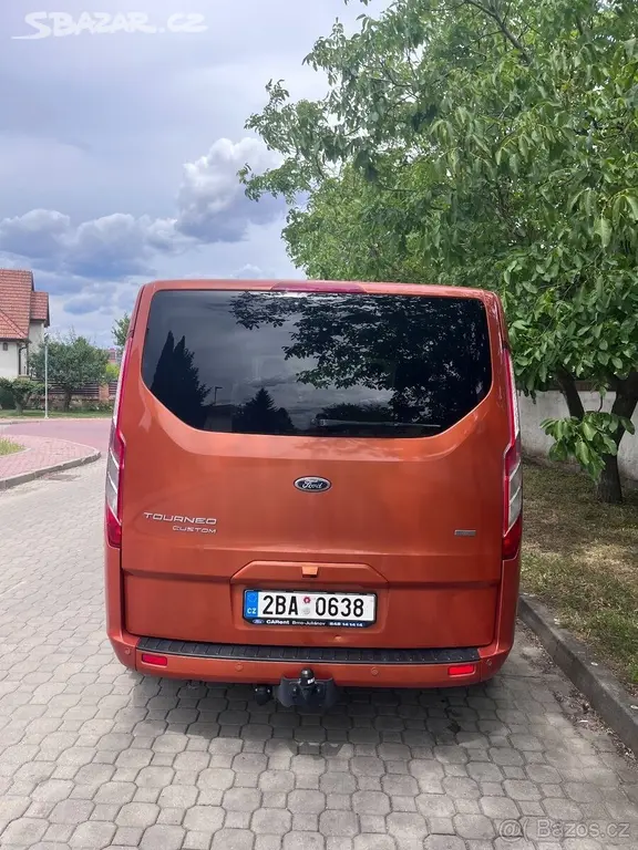 Ford Tourneo Custom 2,0 - fotka 4