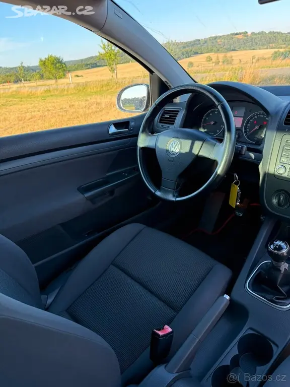 Volkswagen Golf 1,6 MPI 75kW/KLIMA/SENZORY/STK - fotka 6