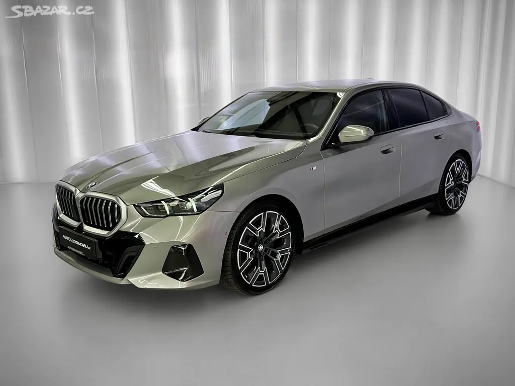 BMW Řada 5, 520d xDrive, M-SPORT, HUD, H/K