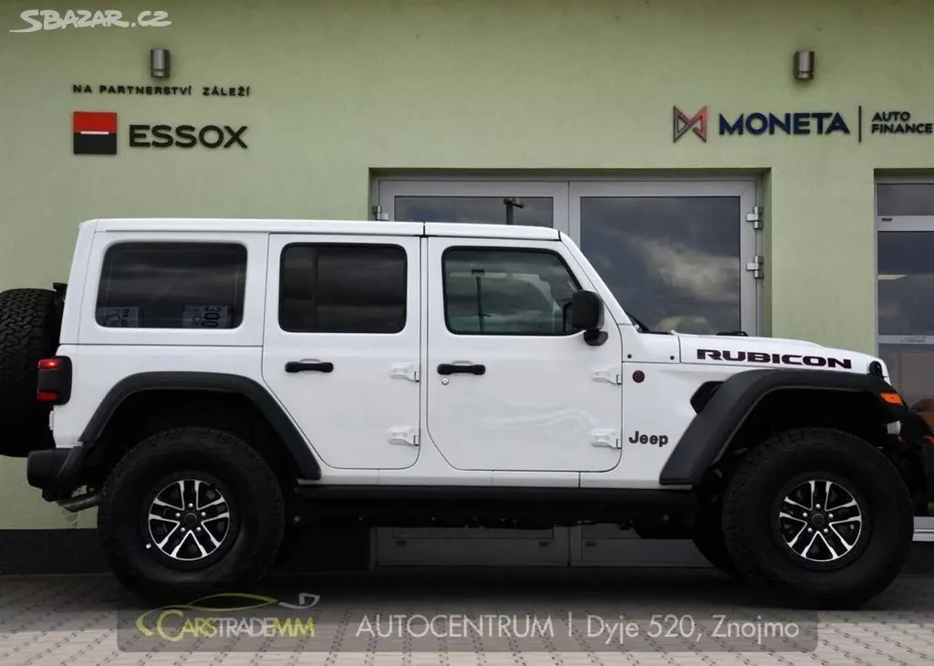 Jeep Wrangler 3.6L AWD RUBICON 4tisKM 213 kw - fotka 5