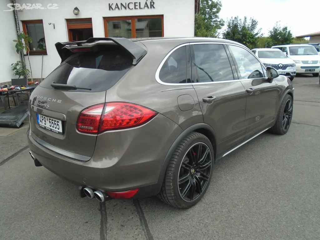 Porsche Cayenne S 4.8 V8 ČR - fotka 5