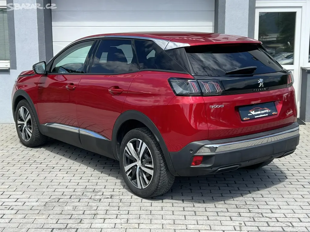 Peugeot 3008, 1.5 HDI 130K AUT ALLURE ČRNOVÉ - fotka 3