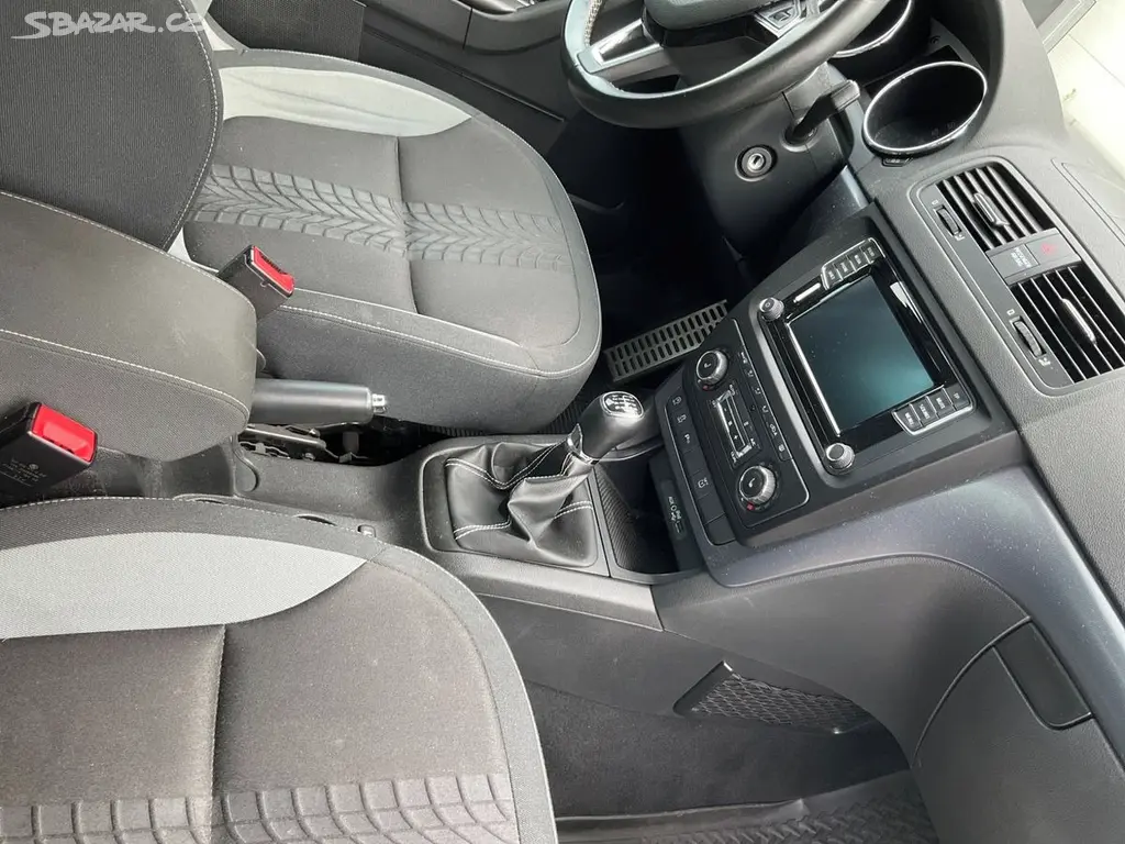 Škoda Yeti, 2.0Tdi 103KW ADVENTURE BUFÍK - fotka 3