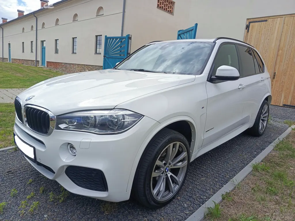BMW X5 30D XDRIVE M-PAKET,1.MAJITEL,ČR,SERVIS BMW