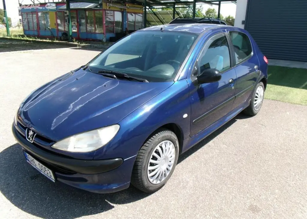Peugeot 206 1.4I 55KW,CZ benzín manuální - fotka 3