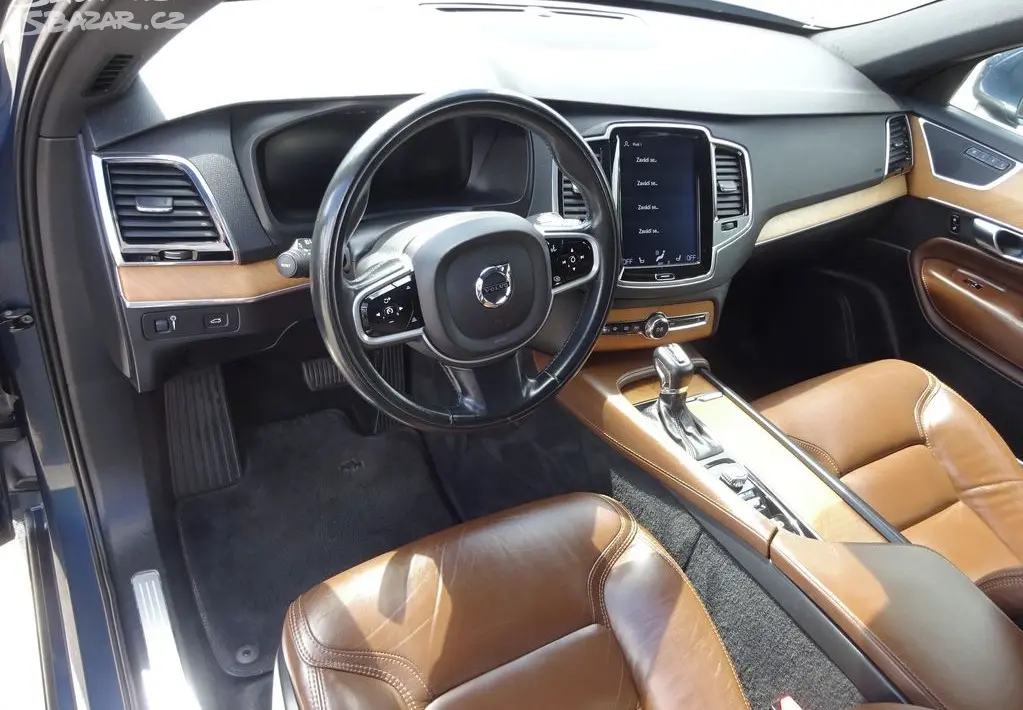 Volvo XC90, 2.0 D5 r.v.-2018 (173kw) SERVISKA - fotka 5
